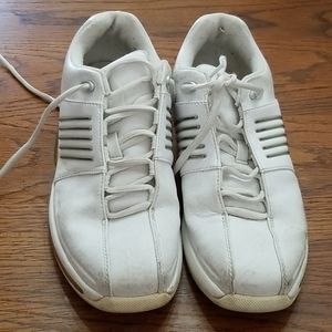 K Swiss tennis shoes